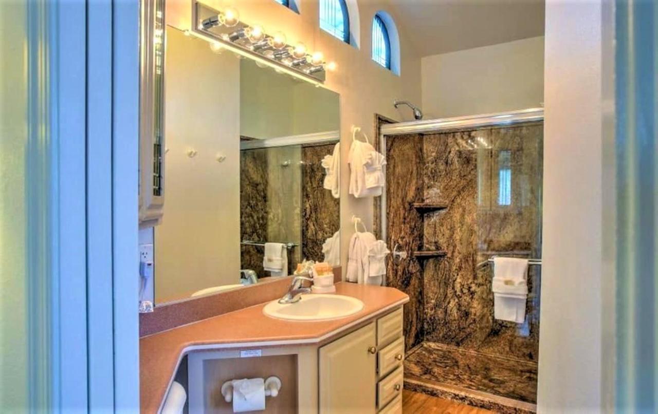 Superior Single Room,1002734481:JPEG